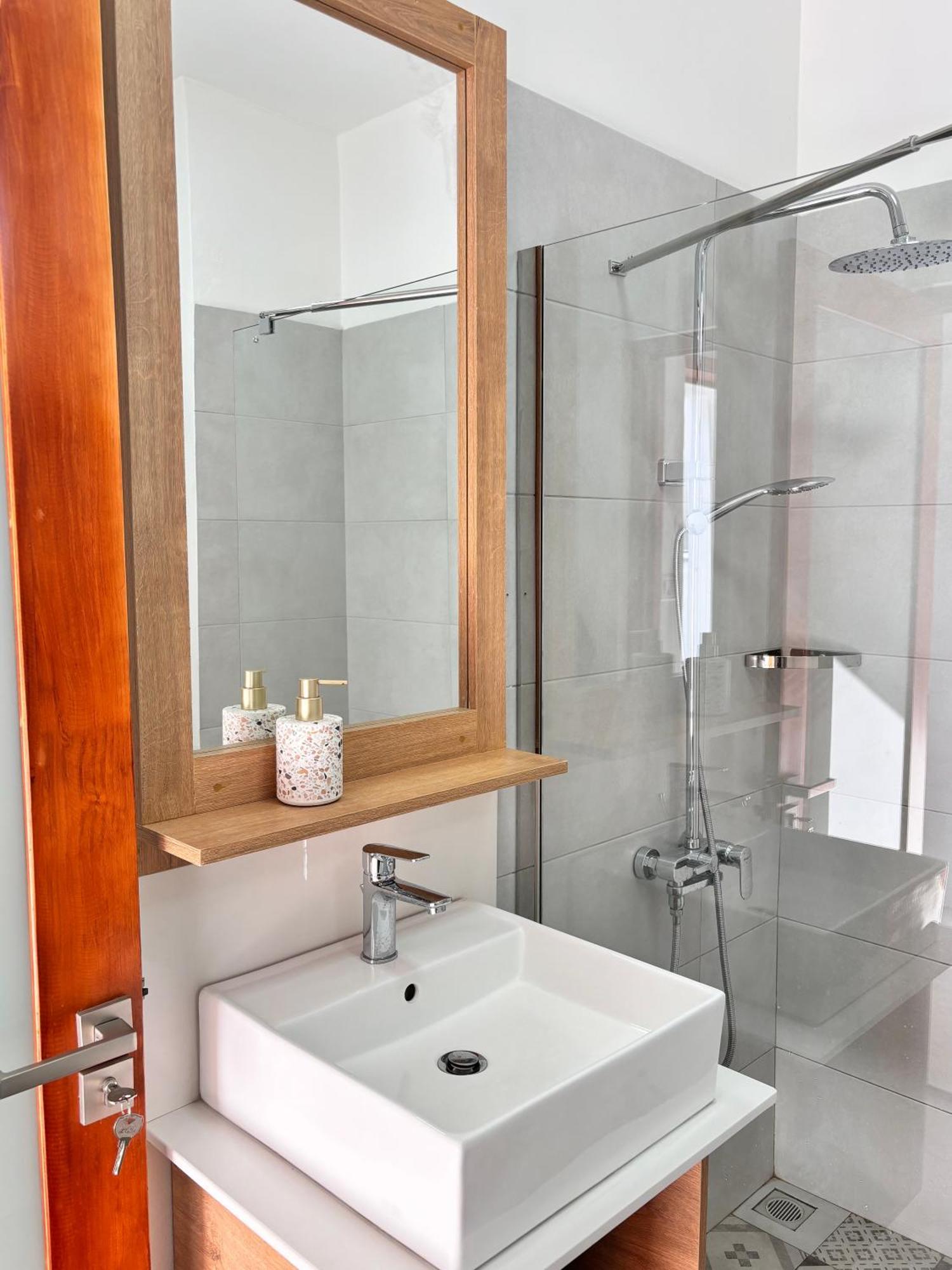 Maison Mont Choisy - One Or Two Bedrooms Apartment Trou aux Biches Luaran gambar