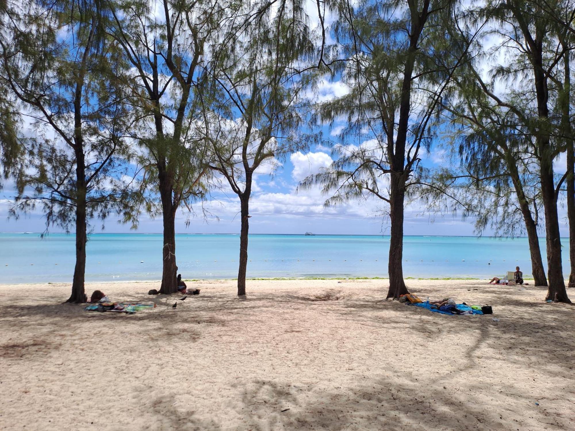 Maison Mont Choisy - One Or Two Bedrooms Apartment Trou aux Biches Luaran gambar
