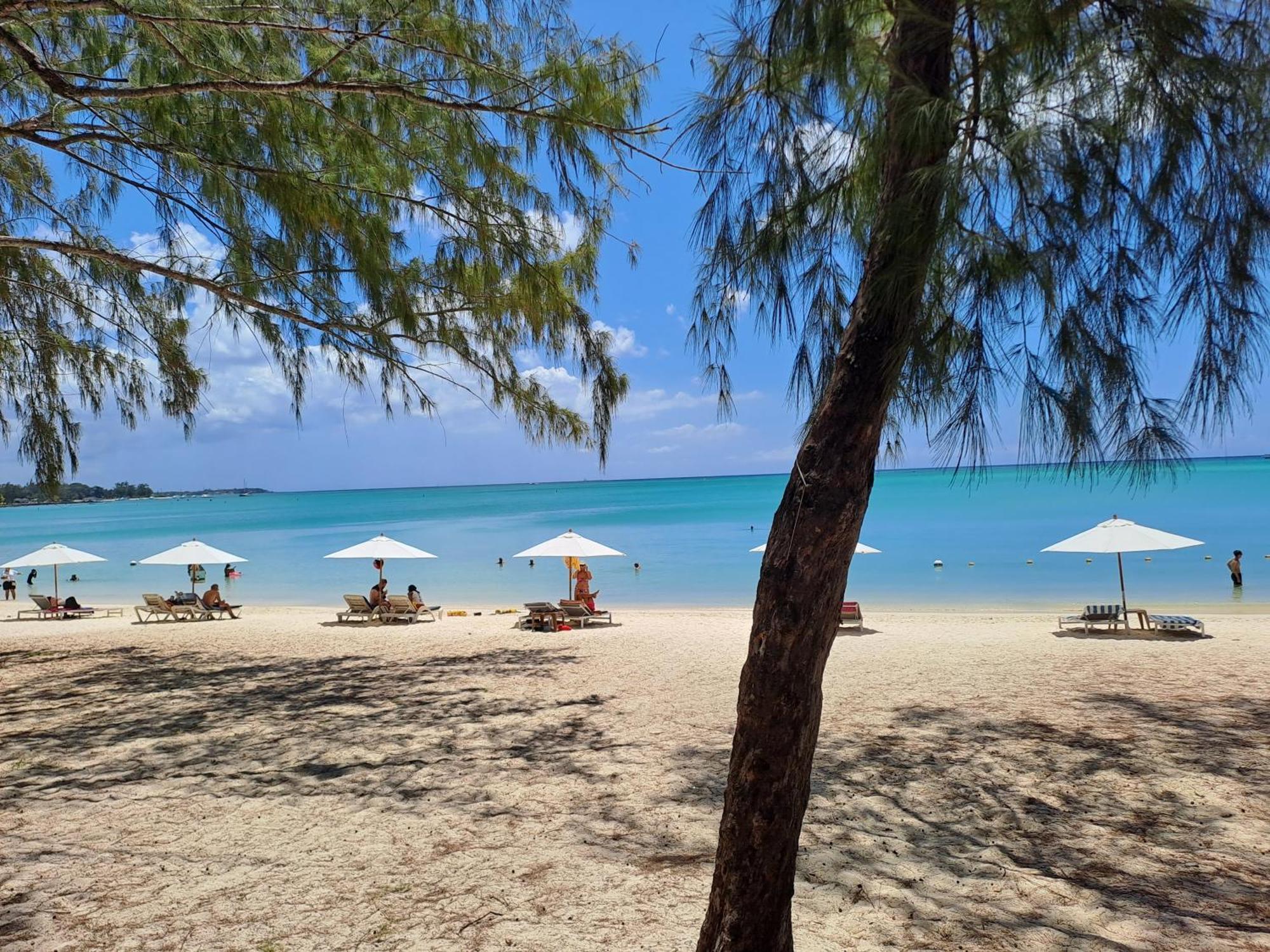 Maison Mont Choisy - One Or Two Bedrooms Apartment Trou aux Biches Luaran gambar